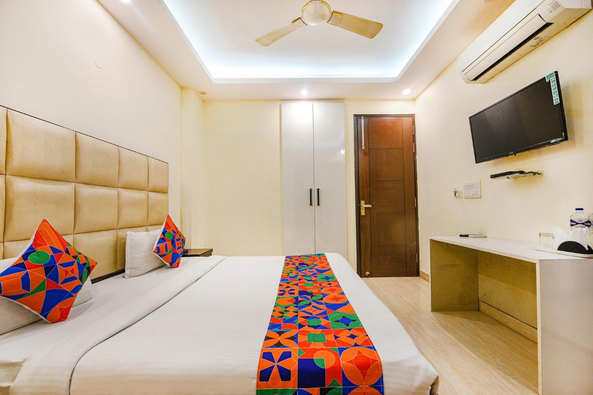 Fabhotel Ak Hotel 3*