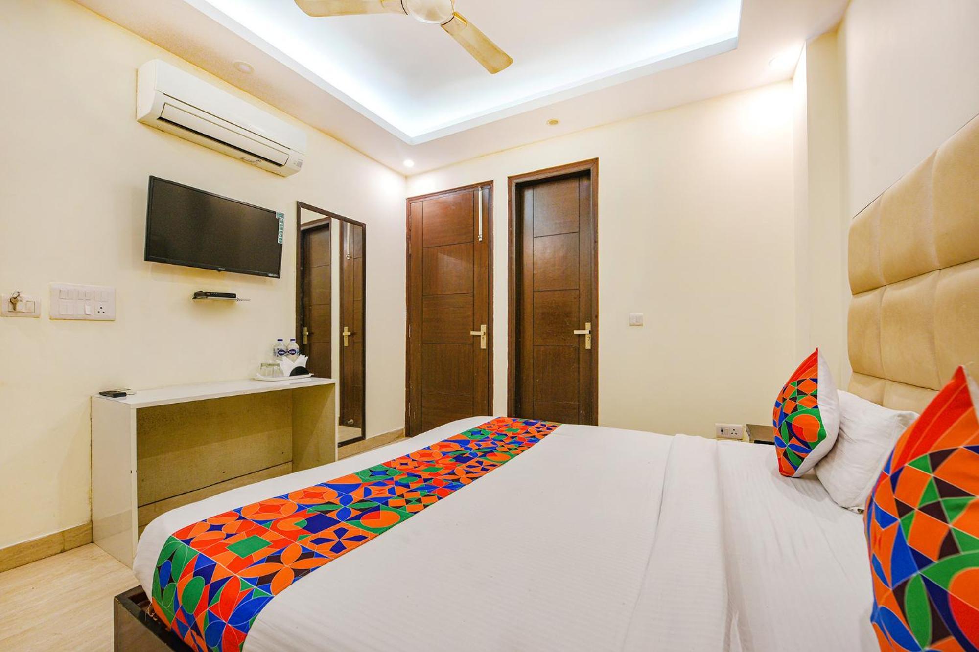 Hotel Fabhotel Ak
