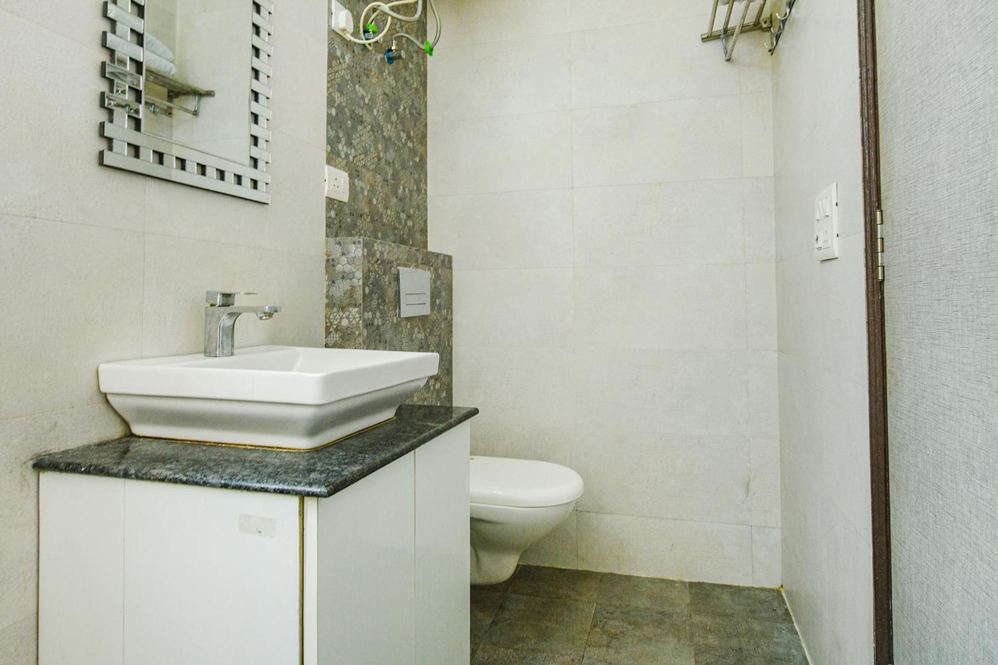 Fabhotel Ak Hotel 3*
