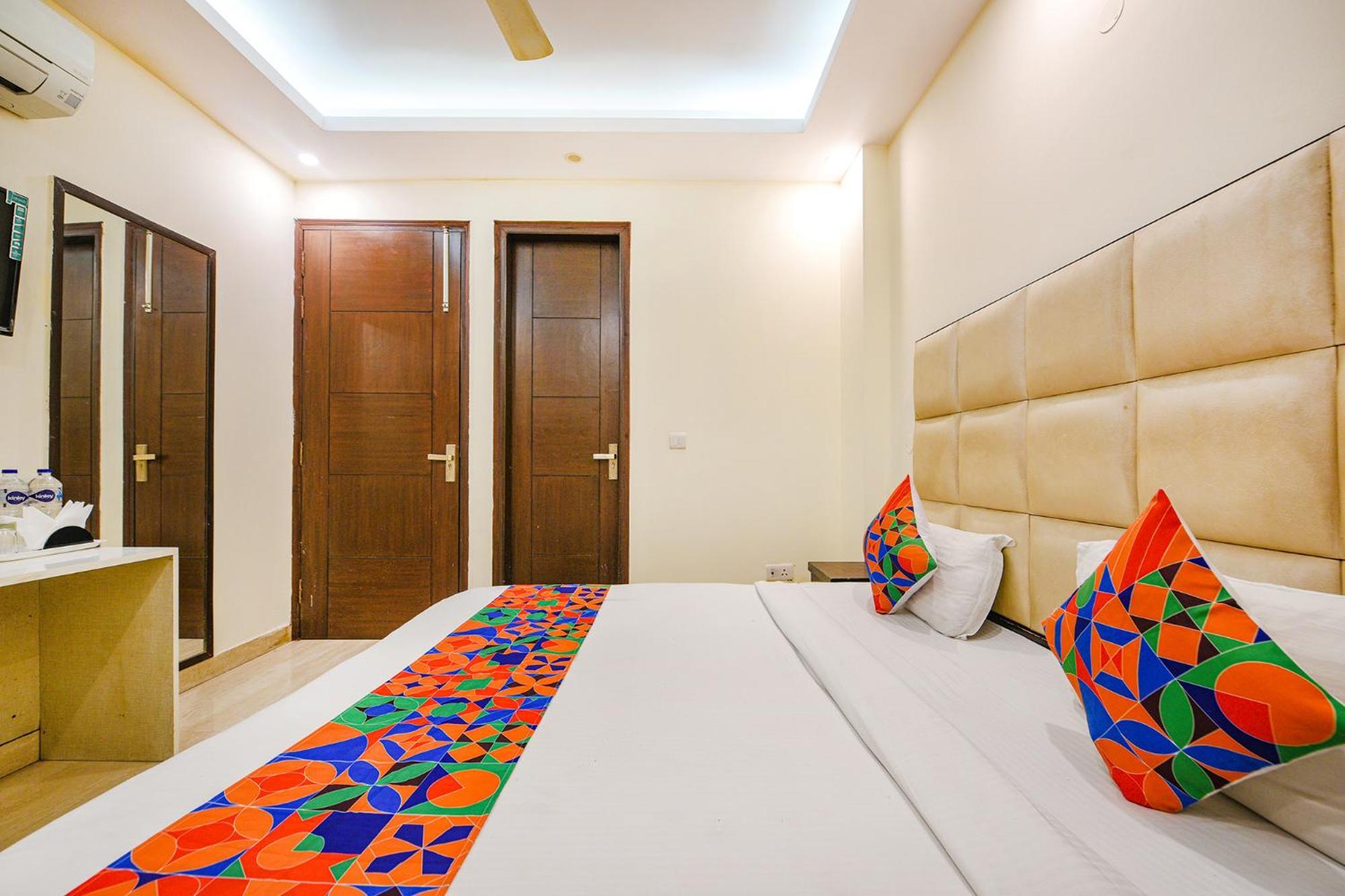 Hotel Fabhotel Ak